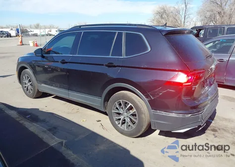 2020 Volkswagen Tiguan 2.0T Se/2.0T Se R-Line Black/2.0T Sel z USA, uszkodzony, nr VIN 3VV3B7AX7LM067984